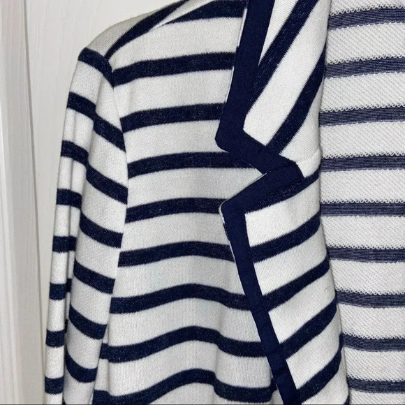 Crown and ivory navy & white blazer - Picture 5 of 5